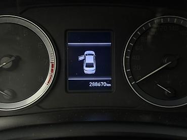 машина bwm: Hyundai Sonata: 2020 г., 2 л, Автомат, Газ, Седан — 9