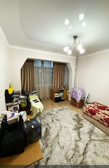 3 ком 105 серия: 3 комнаты, 68 м², 105 серия, 4 этаж, Косметический ремонт