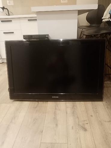 samsung tv: Samsung düz ekran televizor + üstündə rəqəmsal TV qutusu — 1