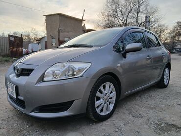 Toyota: Toyota Auris: 2008 г., 2 л, Механика, Дизель, Хэтчбэк — 1