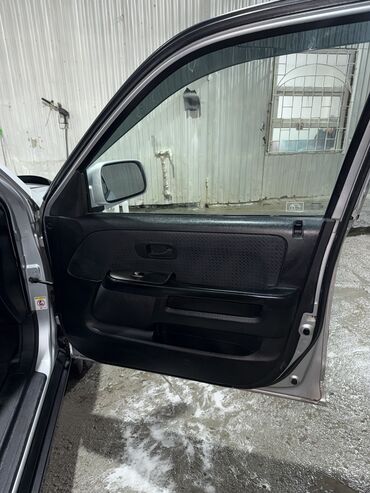 Honda: Honda CR-V: 2002 г., 2 л, Автомат, Газ, Внедорожник — 13