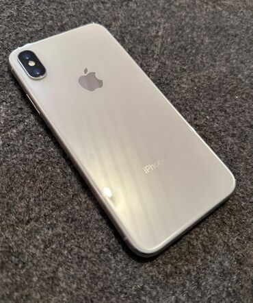 Apple iPhone: IPhone X, Б/у, 64 ГБ, Белый, Защитное стекло, Чехол, 100 %