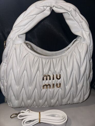 prstenje za parove: Shoulder bag, Miu Miu, Material: Faux leather