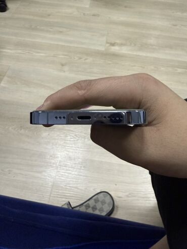 Apple iPhone: IPhone 13 Pro, Б/у, 256 ГБ, Голубой, 77 % — 6