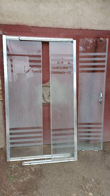 pencere şekilleri: İşlənmiş Üstü açıq kabina, Düzbucaqlı, Ünvandan götürmə