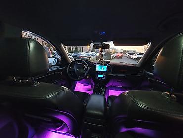 prado 4 mator: Hyundai Santa Fe SUV - Korpus: tünd boz rəng, 5 qapı, dam relsləri — 5