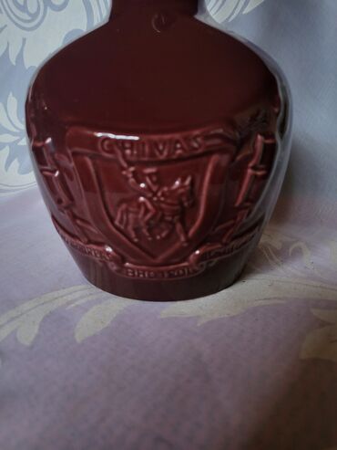 Čaše: Flasa za pice,nova,vintaz dihtujuca porcelanska. Flasa bordo boje,sve — 5