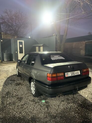 Toyota: Toyota AA: 1993 г., 1.8 л, Механика, Бензин, Седан