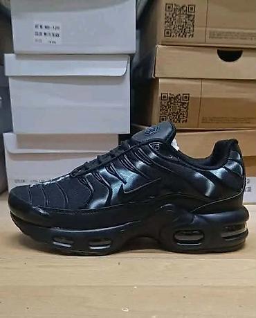 Patike: TN Nike
Cena: 3600 din
Brojevi: 36-46
PS✨ — 4
