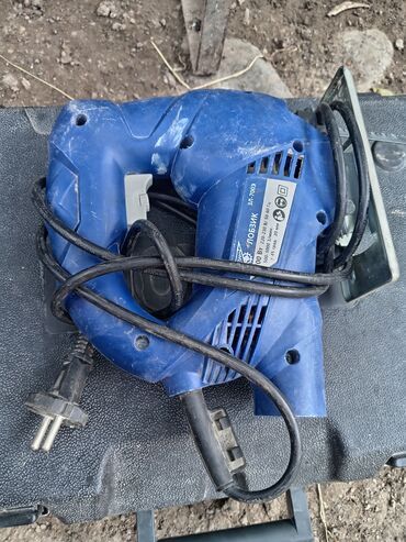 radiator islenmis: İşlənmiş Elektrikli Motopila, benzopila 720 W, Ünvandan götürmə, Kredit yoxdur