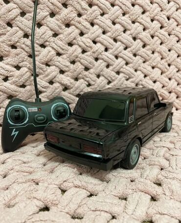 Oyuncaqlar: ● Oyuncaq Maşin vaz 2107 ● Zariyatqa ile işleyir ● Pultla idare -da lalafo.az — 3 Oyuncaqlar: ● Oyuncaq Maşin vaz 2107 ● Zariyatqa ile işleyir ● Pultla idare — 3