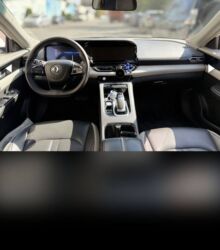 обучение вождению: Инструктор по вождению Профессиональные уроки вождения на современном