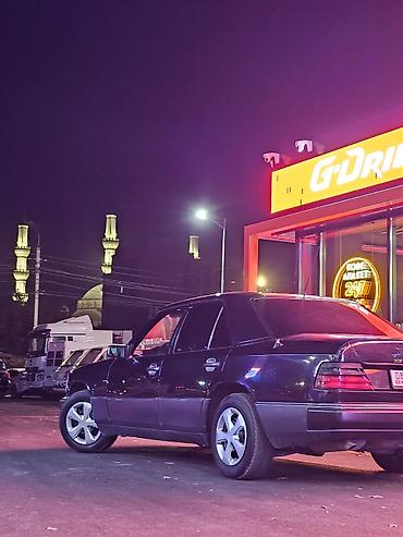 Mercedes-Benz: Mercedes-Benz W124: 1992 г., 2.3 л, Автомат, Бензин, Седан — 9