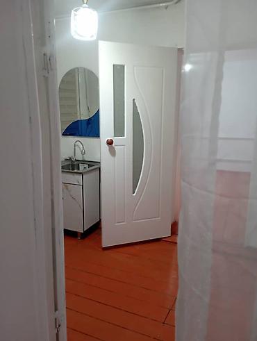 Долгосрочная аренда квартир: 3 комнаты, С мебелью частично — 1