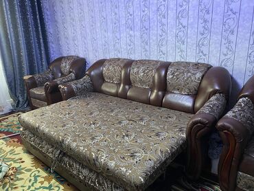 мяхкий мебель: Диван-кровать, Б/у
