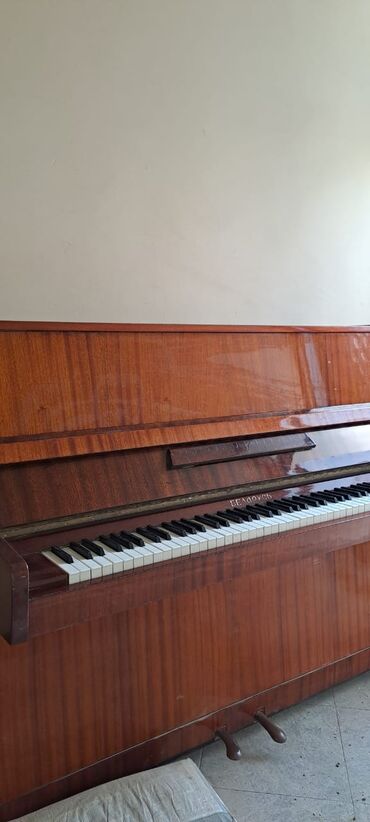 Midi-klaviaturalar: Piano, Belarus, Akustik