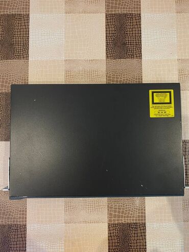 Мониторы: CISCO 3560 24 TS, sertifikata hazırlamaq üçün alınıb, tam işlək