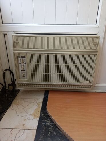 pəncərə tipli kondisioner: Кондиционер Hitachi, Новый, 30-35 м²