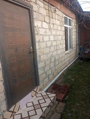 Həyət evləri və villaların satışı: 2 otaqlı, 2 kv. m, Orta təmir — 2