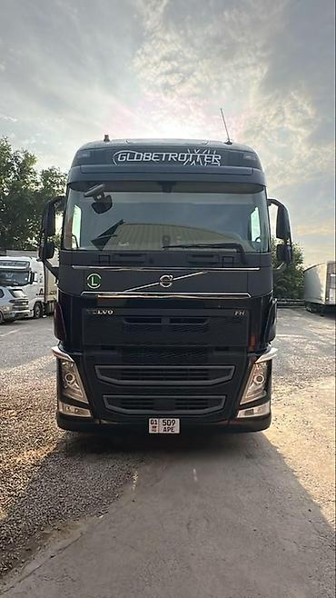 пикап рехтон: Тягач, Volvo, 2017 г., Без прицепа — 1