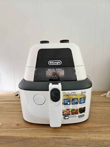 Холодильники: 120 azn Delonghi Fritoz satıram. Cehizlik alınıb . Yenidir