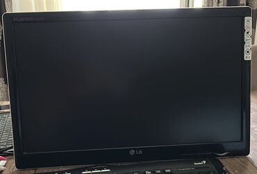 veten komputer: Kompyuter

Monitor LG 

52x32