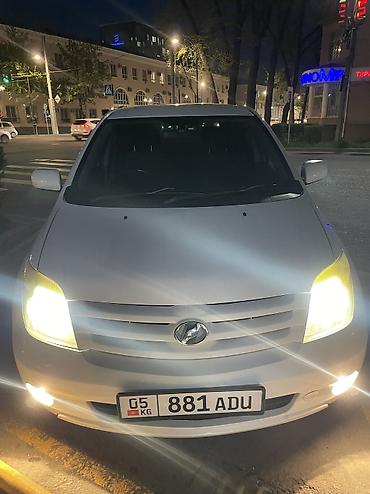 tayota progres: Toyota Ist: 2005 г., 1.5 л, Автомат, Бензин, Хэтчбэк — 5