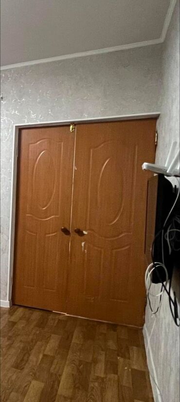 письменные столы бу: Срочно продаются б/у двери,в хорошем состоянии,самовывоз!