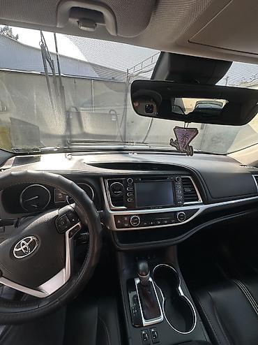 Транспорт: Toyota Highlander: 2019 г., 3.5 л, Автомат, Бензин — 10