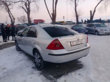 Ford: Ford Mondeo: 2001 г., 1.8 л, Механика, Бензин, Хэтчбэк