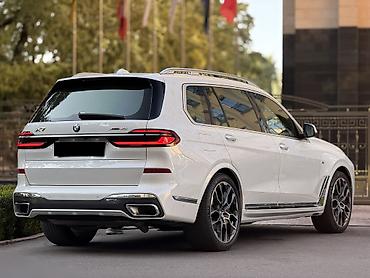 byd e2 2024: BMW X7: 2024 г., 3 л, Автомат, Бензин, Внедорожник — 4