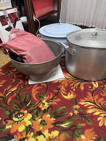 Вазы: Срочная продажа ‼️ Казаны Продаются советские казаны 1) Два казана — 14