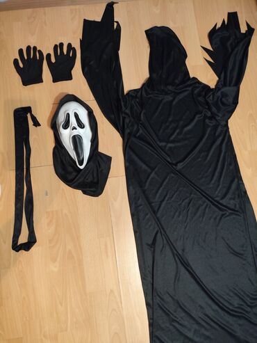 Qara “Ghostface” temalı kostyum dəsti Tərkibi: - Uzun qara