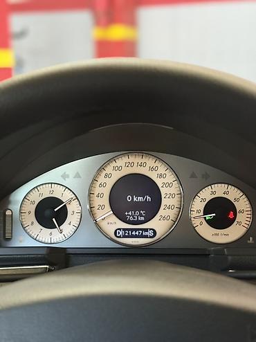 фары бу: Mercedes-Benz E-Class: 2004 г., 3.2 л, Автомат, Бензин, Седан — 7