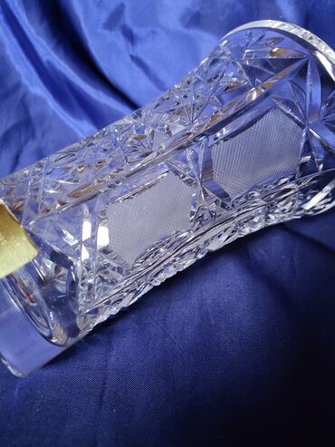 Vaze i saksije: Vaza, Novo — 13