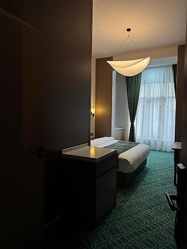 Гостиницы, отели (Посуточная аренда комнат): Адрес : пр Чынгыза Айтматова 88 Посуточно квартиры Бишкек, гостинца — 8