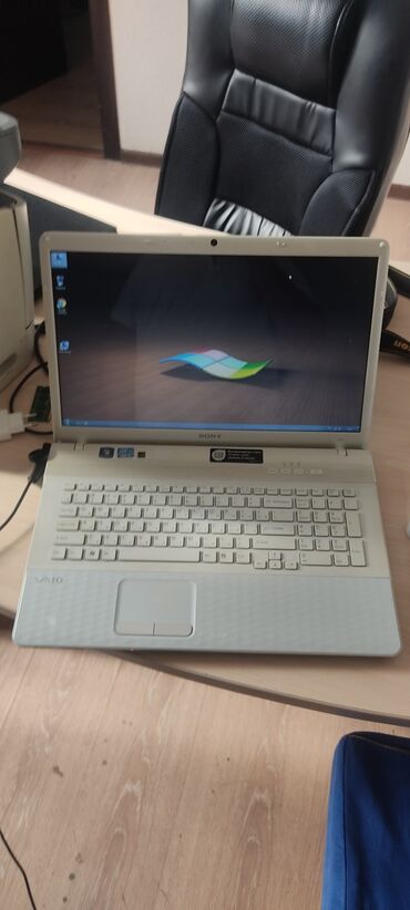 компьютер для офиса: Ноутбук, Sony, 4 ГБ ОЗУ, Intel Core i3, 15.6 ", Б/у, Для несложных задач, память HDD