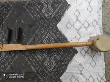 Другие музыкальные инструменты: Камертон Чемодан для акардиона, баяна - договорная. Инструменты — 5