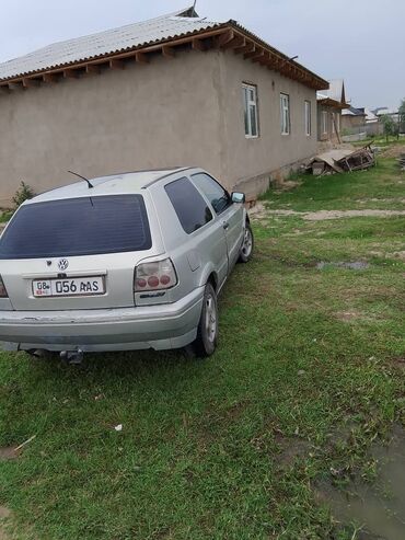 фолсваген б 5: Volkswagen Golf: 1997 г., 1.6 л, Механика, Бензин, Купе