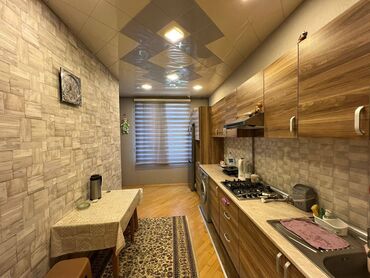 Uzunmüddətli kirayə mənzillər: Nəsimi rayonu,4 mkr dairəsi,15 mərtəbənin,8-ci mərtəbəsində,3 — 2