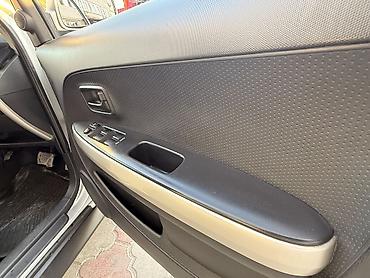 тоиота ист: Toyota Ist: 2003 г., 1.3 л, Автомат, Бензин, Хэтчбэк — 7