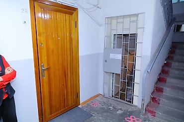 artwin: 1 комната, 61 м², Кудайберген авторынок 104 серия, 1 этаж, Старый ремонт — 7
