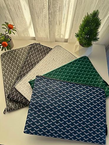 Çantalar: Macbook cantasi Goyard Her rengi ver mehsullar eldedir original ile — 3