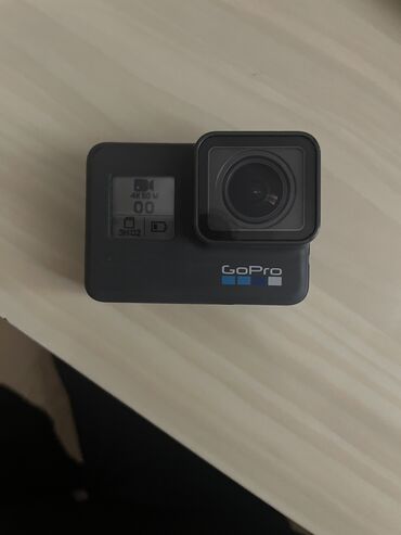 видеокамера беспроводная: GoPro hero 6 в хорошем состоянии sd-карта на 128гб основные