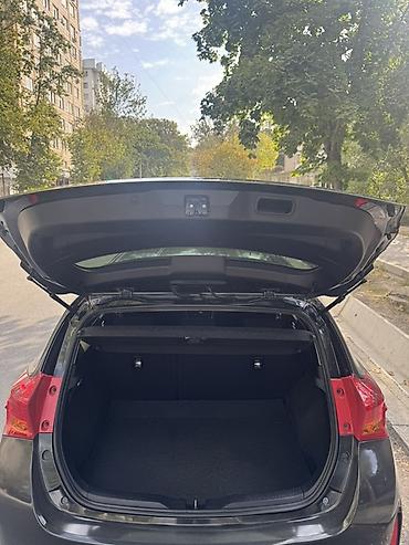 тоета аурис: Toyota Auris: 2013 г., 1.6 л, Автомат, Бензин, Хэтчбэк — 3