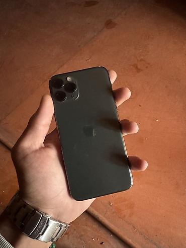 Apple iPhone: IPhone 11 Pro, 64 GB, Qara, Face ID — 7