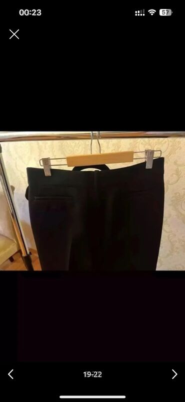 Otaq bitkiləri: Zara qara şalvar. bir neçe defe geyilib teze kimidir. m razmer — 19