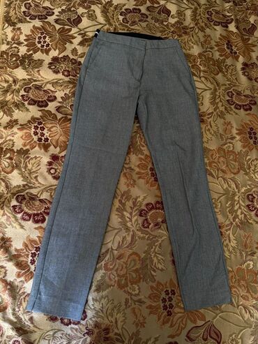 Dəstlər, kostyumlar: Cinslər, Bershka, XS (EU 34)