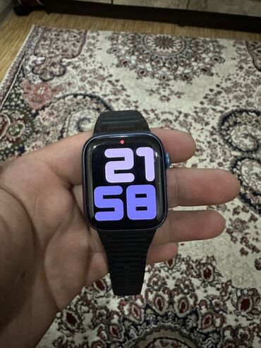 купить правый наушник airpods 2 бу: Продаю Apple Watch Series 7 синем корпусе с черным ремешком