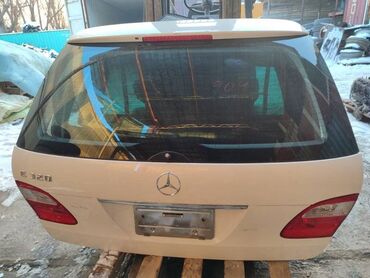 Другие автозапчасти: Крышка багажника Mercedes-Benz E-Class W211 3 2003 (б/у)